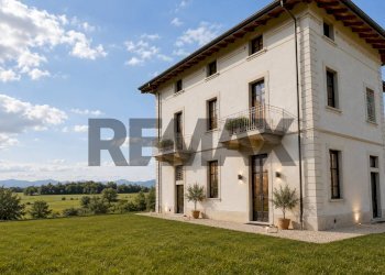 Casa all\'aperto - Villa Piazza Cavour
 
snc, Lomagna - foto 5