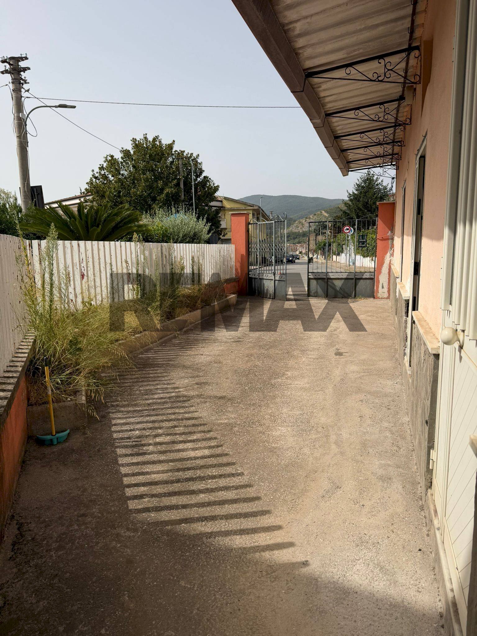 Terrazza - Trilocale Via Nazionale
 
2, Carinola - foto 1
