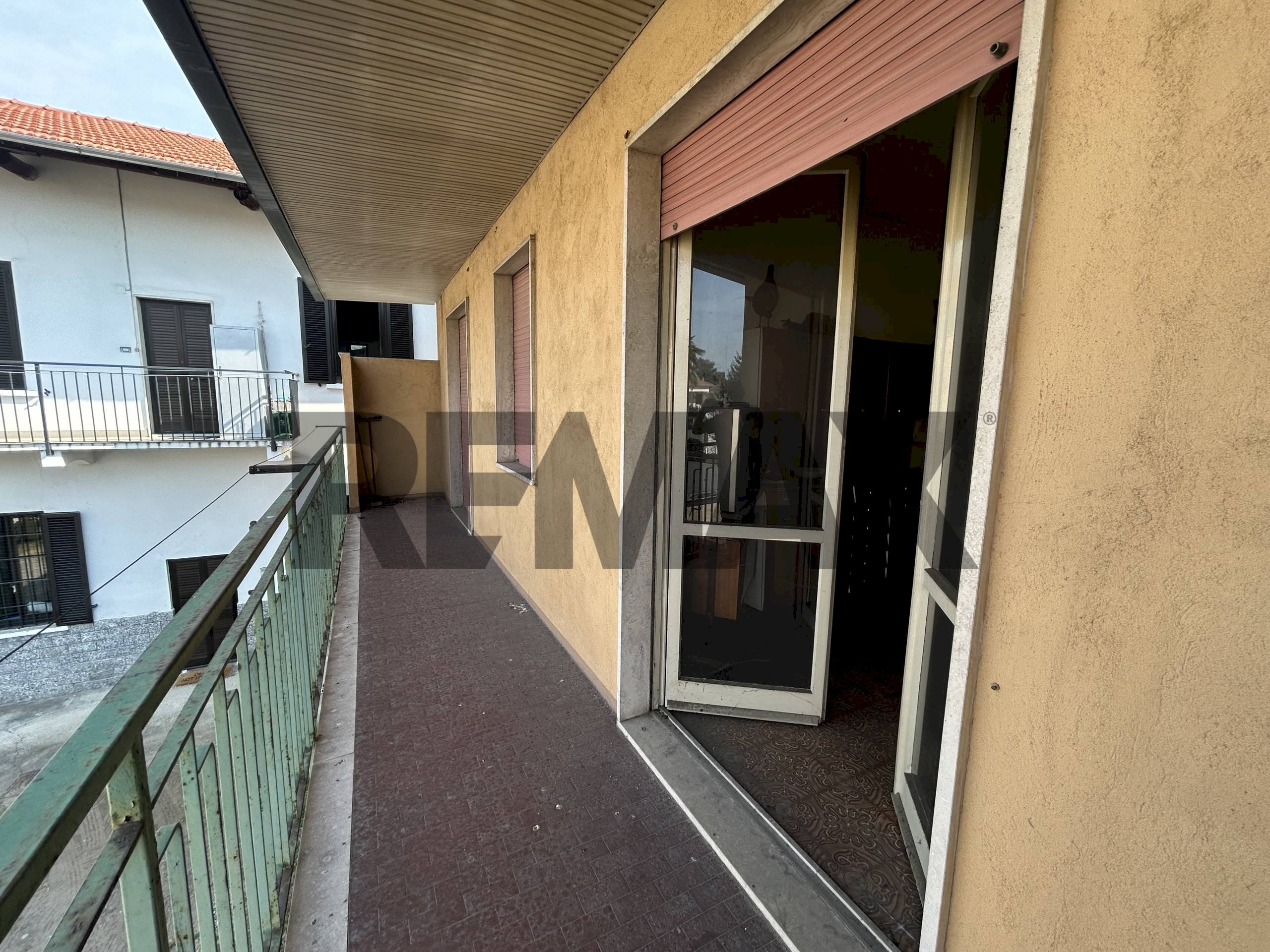 Balcone - Casa semi indipendente via cassano magnago
40, Busto Arsizio - foto 2