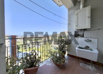 Balcone - Trilocale Via Luigi Caldieri
 
132, Napoli - foto 4