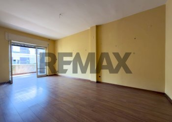 Stanza vuota - Trilocale Via Luigi Caldieri
 
132, Napoli - foto 6