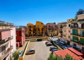 Edificio all\'aperto - Trilocale Rampe Cappuccini
 
7, Pozzuoli - foto 8