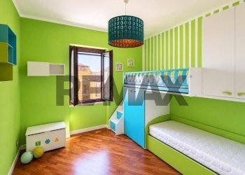 Camera / camera da letto - Trilocale Rampe Cappuccini
 
7, Pozzuoli - foto 12