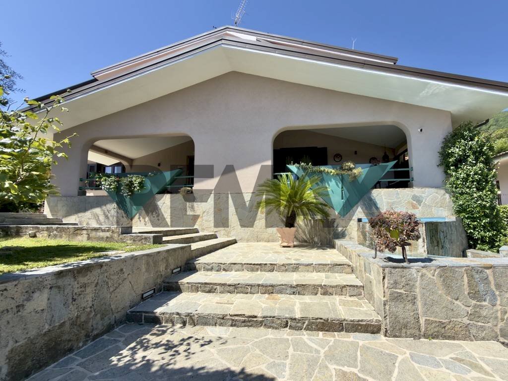 Casa all\'aperto - Villa Via Nazionale
 
10, Monteforte Irpino - photo 3
