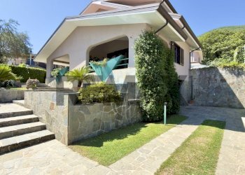 Casa all\'aperto - Villa Via Nazionale
 
10, Monteforte Irpino - photo 1