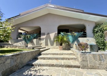 Casa all\'aperto - Villa Via Nazionale
 
10, Monteforte Irpino - photo 3