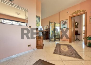 Hall / corridoio - Villa Via Nazionale
 
10, Monteforte Irpino - photo 28
