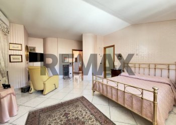 Camera / camera da letto - Villa Via Nazionale
 
10, Monteforte Irpino - photo 34