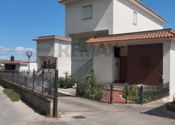 Casa all\'aperto - Terraced Villa via Nuova per Tremensuoli- via Filippo Cammarota
 
snc, Minturno - photo 2