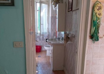 Bagno - Quadrilocale Via F. Baracca
 
43, Santi Cosma e Damiano - foto 4