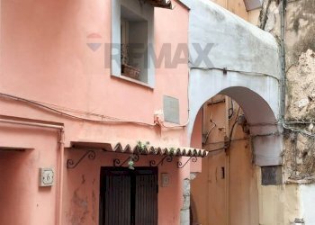 Edificio all\'aperto - Casa indipendente via  della Torre
 
6, Formia - foto 17