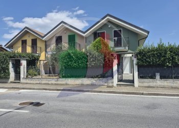 Foto 1 - Casa semi indipendente VIA REVIGNANO
 
48/2, La Loggia - foto 1