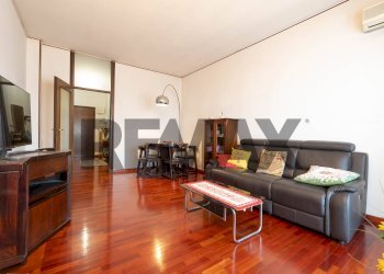 Sala da pranzo - Quadrilocale Via Risorgimento
 
14, Monza - foto 11