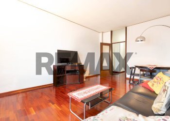 Sala da pranzo - Quadrilocale Via Risorgimento
 
14, Monza - foto 13