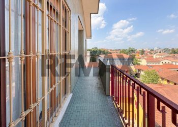 Balcone - Quadrilocale Via Risorgimento
 
14, Monza - foto 14