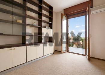 Stanza vuota - Quadrilocale Via Risorgimento
 
14, Monza - foto 22