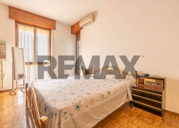 Camera / camera da letto - Quadrilocale Via Risorgimento
 
14, Monza - foto 25
