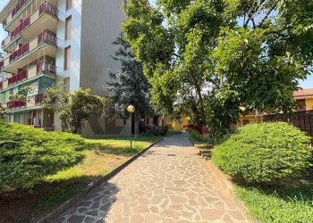 Giardino - Quadrilocale Via Risorgimento
 
14, Monza - foto 34