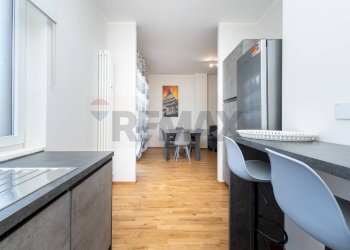 Sala da pranzo - Bilocale Via Bainsizza
 
15, Torino - foto 10