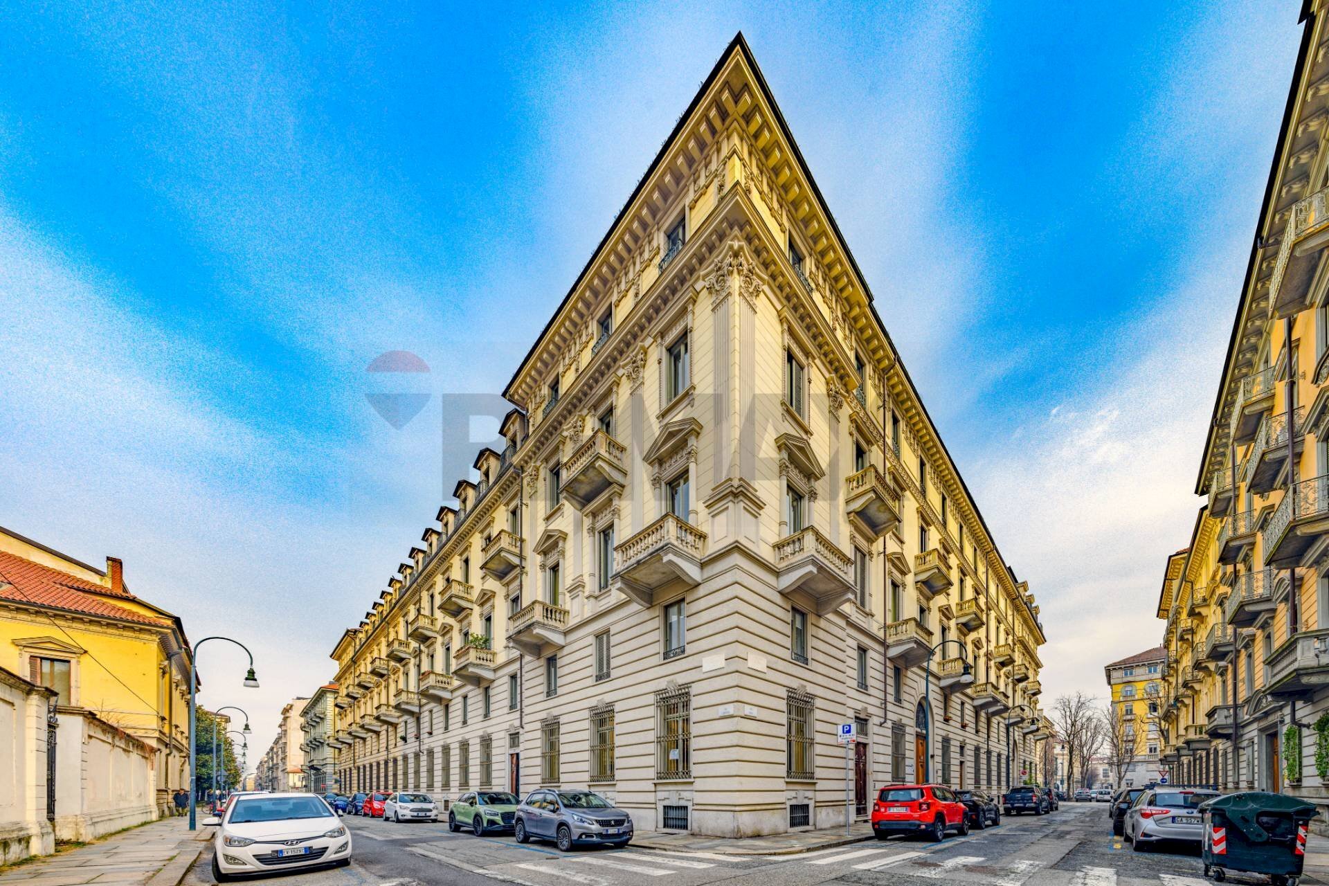 Edificio all\'aperto - Monolocale Via Ponza
4 E, Torino - foto 2