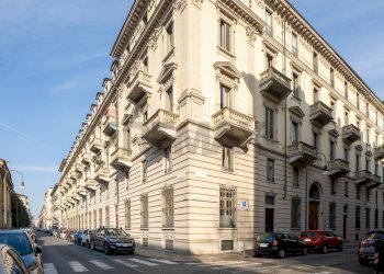 Edificio all\'aperto - Monolocale Via Ponza
 
4 E, Torino - foto 3