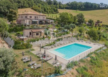 Foto 1 - Villa Via Gemmano
 
568, Montefiore Conca - foto 1