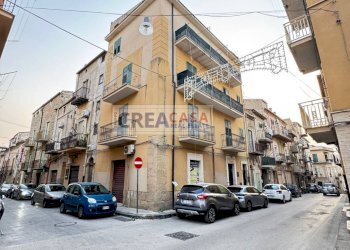 Foto 1 - Stabile - Palazzo via duca degli Abruzzi, Riesi - foto 1