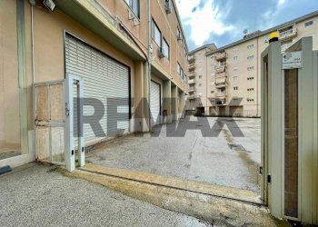 Edificio all\'aperto - Laboratorio via Leonardo Da Vinci
sn, Caltanissetta - foto 4