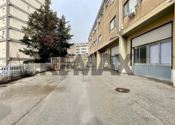 Edificio all\'aperto - Laboratorio via Leonardo Da Vinci
sn, Caltanissetta - foto 5