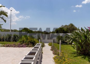 Terrazza - Villa Via degli Olmi
 
5-7, Quartu Sant'Elena - foto 2