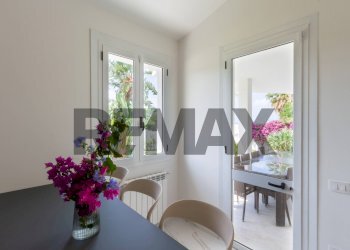 Sala da pranzo - Villa Via degli Olmi
 
5-7, Quartu Sant'Elena - foto 13