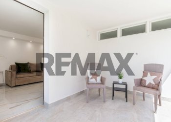 Soggiorno - Villa Via degli Olmi
 
5-7, Quartu Sant'Elena - foto 19