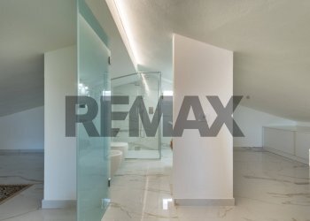 Bagno - Villa Via degli Olmi
 
5-7, Quartu Sant'Elena - foto 36
