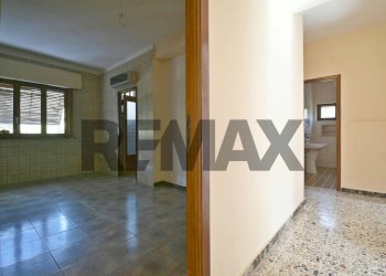 Hall / corridoio - Quadrilocale Via Sant'Antonio Abate
 
38, Iglesias - foto 17