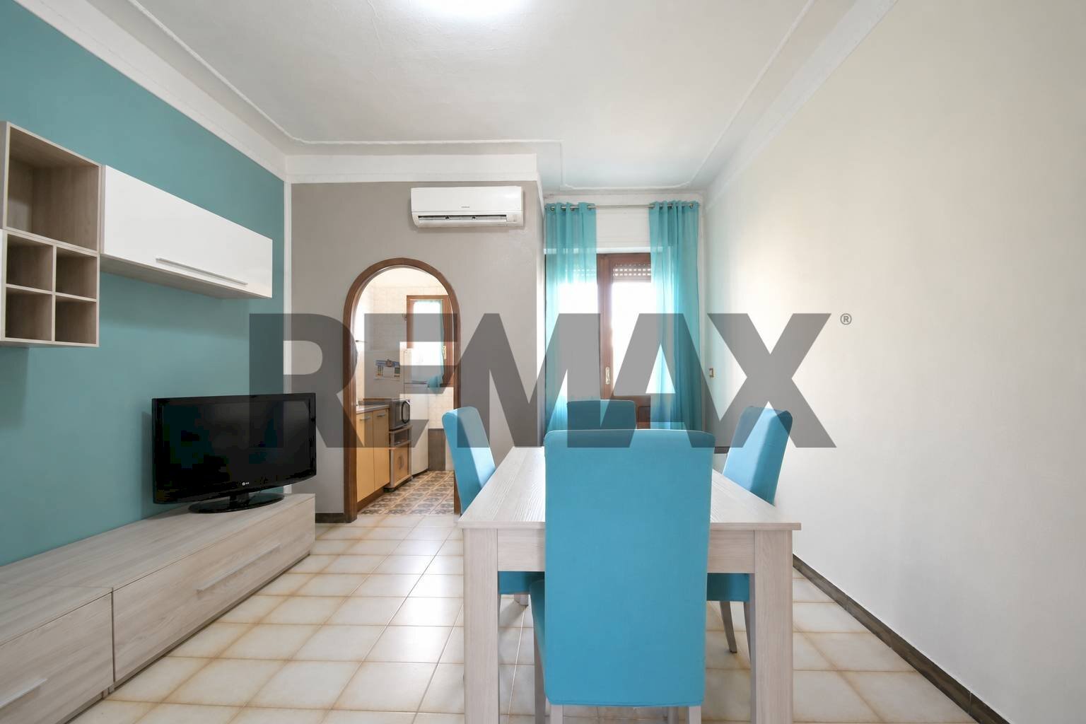 Sala da pranzo - Four-room apartment Via Panzini
16, Quartu Sant'Elena - photo 3