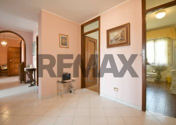 Hall / corridoio - Four-room apartment Via Panzini
 
16, Quartu Sant'Elena - photo 13