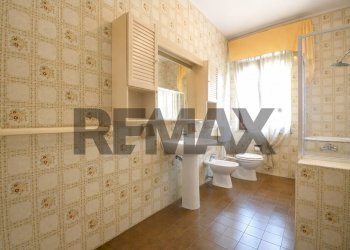 Bagno - Four-room apartment Via Panzini
 
16, Quartu Sant'Elena - photo 21