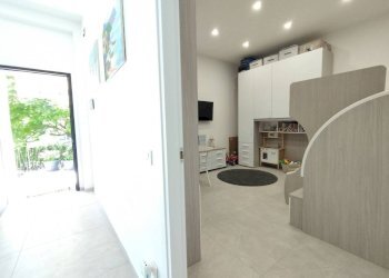 Corridoio - Villa via Luciano Manara, Parabiago - foto 23