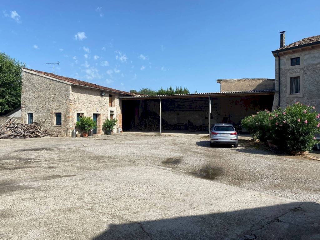 Zona - Rustic strada del Garda, Volta Mantovana - photo 2