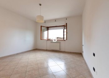 Foto 17 - Three-room apartment via galvani
 
6, Viterbo - photo 17