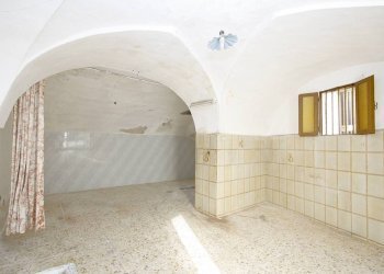 Cucina - Casa indipendente via Grappa, Tuglie - foto 3