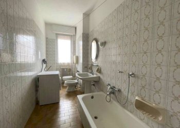 Bagno - Trilocale viale Fratelli John e Robert Kennedy, Tortona - foto 10