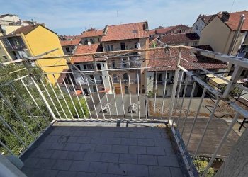 Balcone - Bilocale via Vincenzo Buronzo, 4, Torino (zona Campidoglio) - foto 13