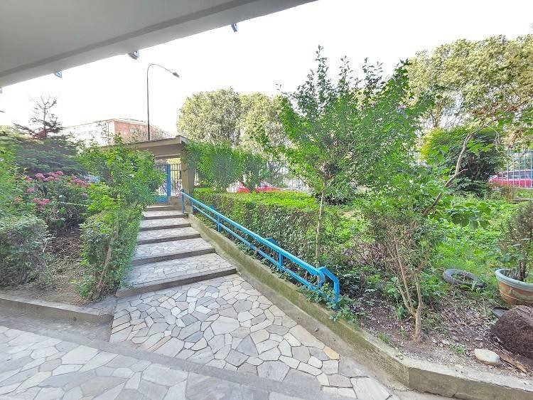 Giardino - Trilocale corso Taranto, 62, Torino (zona Regio Parco) - foto 3