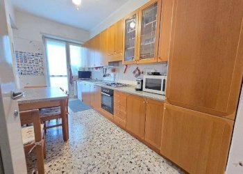Cucina - Trilocale corso Taranto, 62, Torino (zona Regio Parco) - foto 9