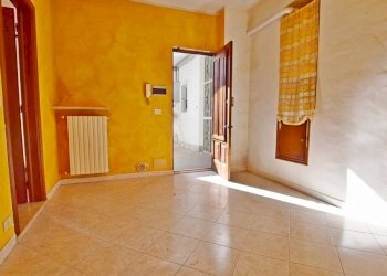 Ingresso - Bilocale via Vittorio Veneto, 25, Mondovì - foto 3