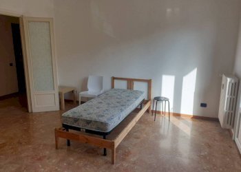 Camera da letto - Three-room apartment viale Alberto Pasini, 10, Parma (neighborhood Pablo) - photo 11
