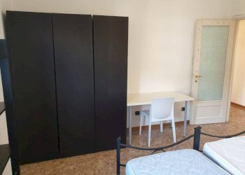 Camera da letto - Three-room apartment viale Alberto Pasini, 10, Parma (neighborhood Pablo) - photo 18