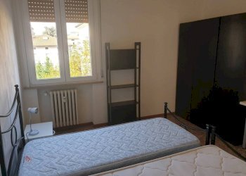 Camera da letto - Three-room apartment viale Alberto Pasini, 10, Parma (neighborhood Pablo) - photo 19