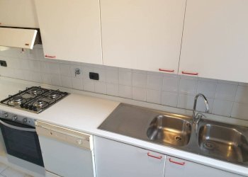 Cucina - Three-room apartment viale Alberto Pasini, 10, Parma (neighborhood Pablo) - photo 27
